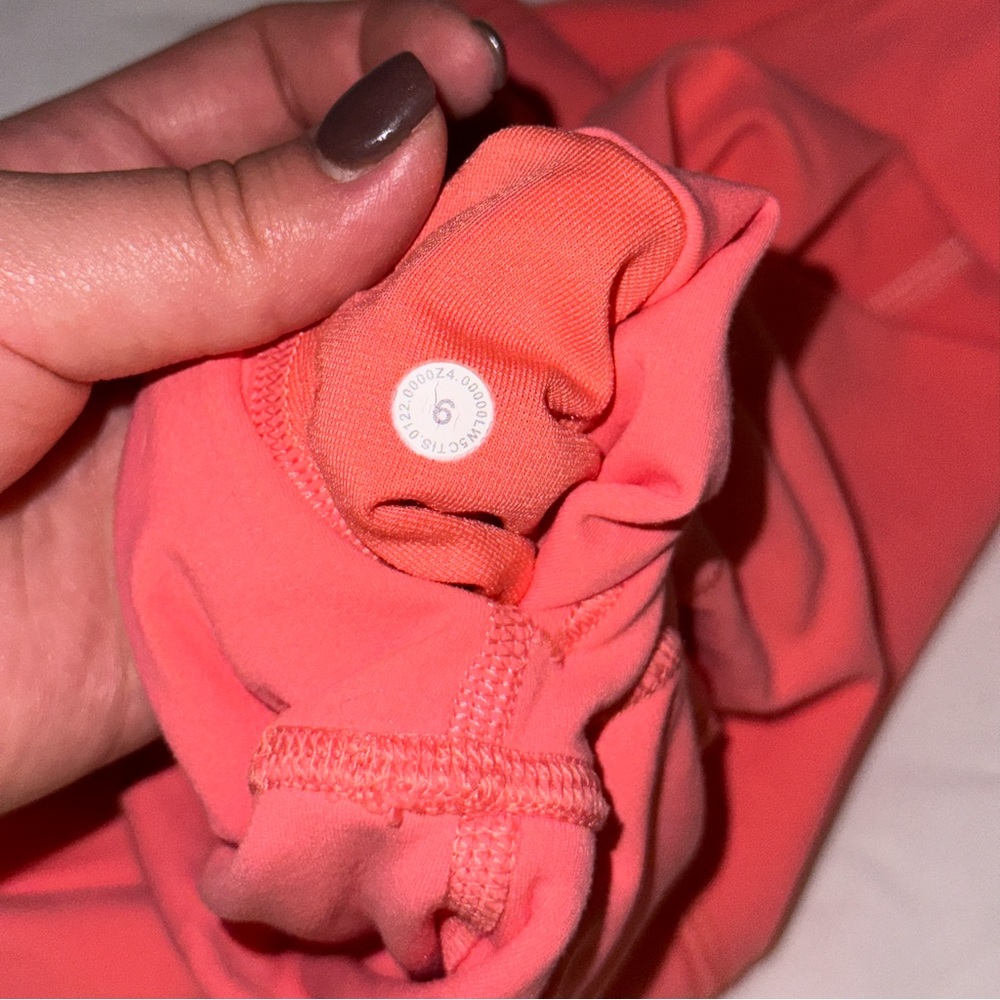 🧡 Lululemon Raspberry Cream Aligns 🧡 - Picture 2 of 7